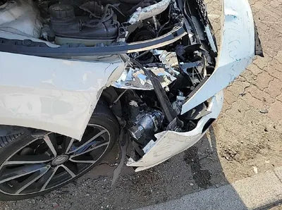 2015 Mercedes-Benz GLA 200 WDDSJ0CB8FN223021 VIN:WDDSJ0CB8FN223021