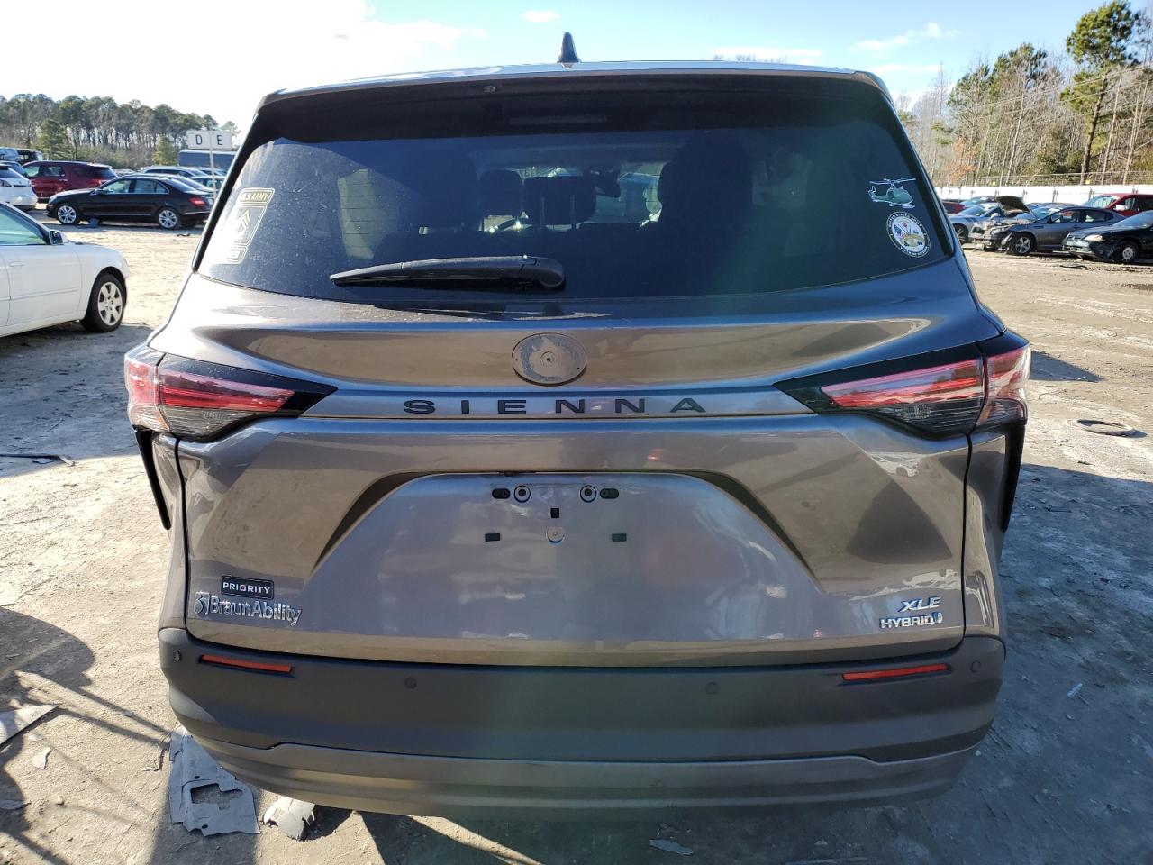 2022 TOYOTA SIENNA XLE VIN:3N1CP5BVXLL534924