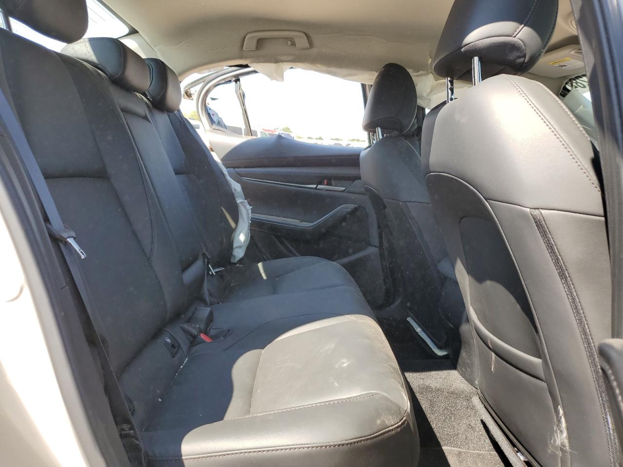 2024 MAZDA 3 SELECT SPORT VIN:3MZBPABM7RM422400