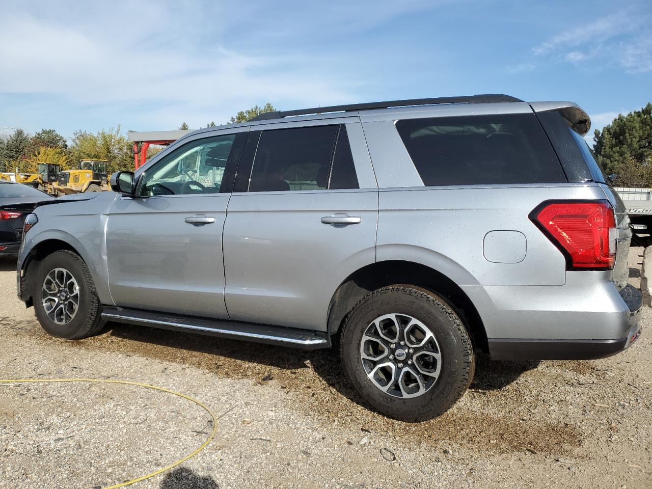 2023 FORD EXPEDITION XLT VIN:1FMJU1H81PEA40153