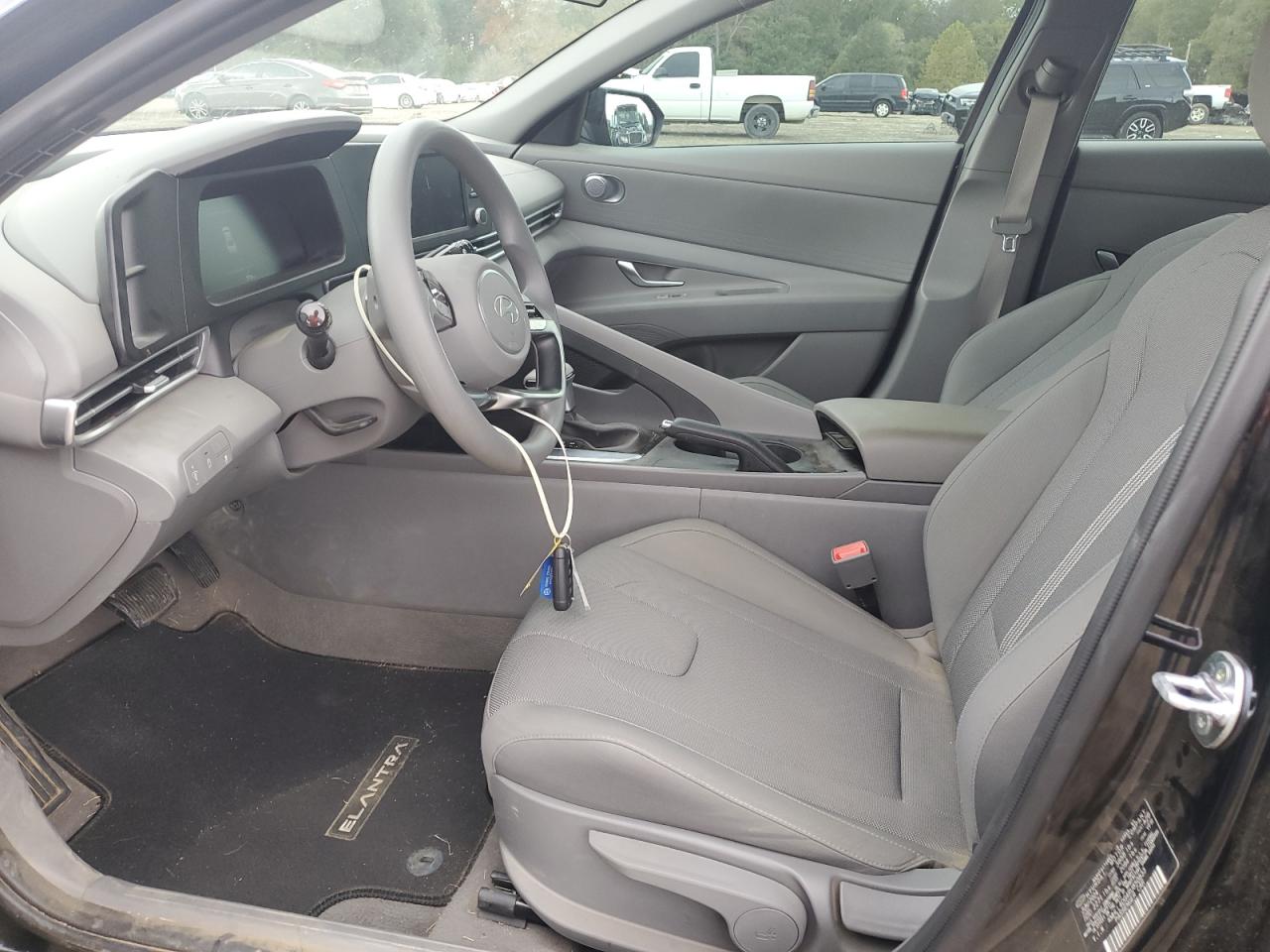 2024 HYUNDAI ELANTRA SE VIN:KMHLL4DG4RU850833