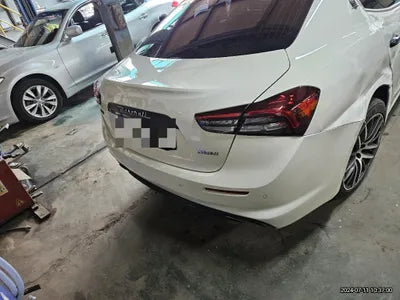 2019 Maserati Ghibli VIN: