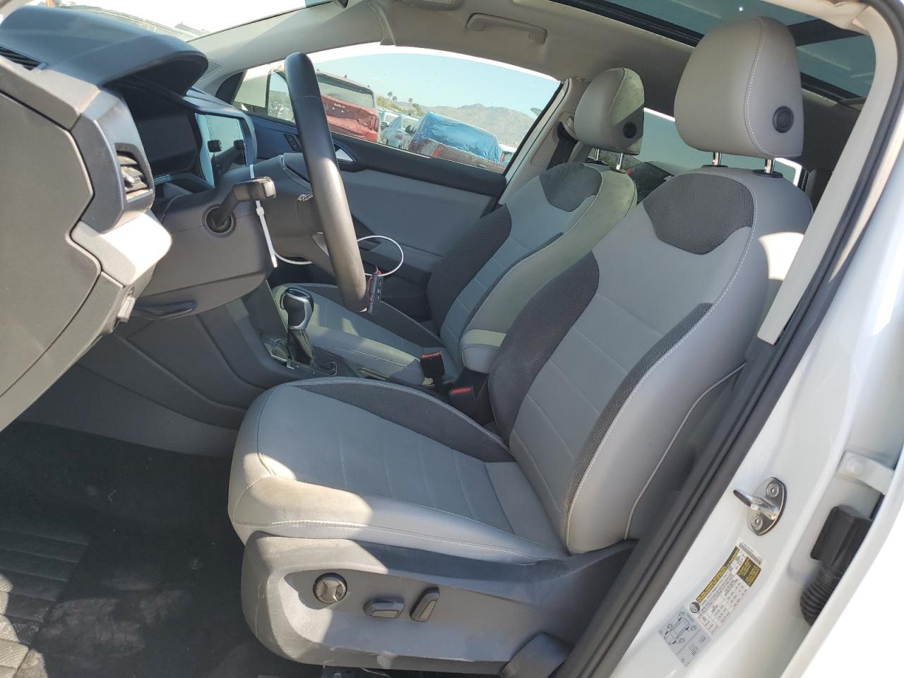 2022 VOLKSWAGEN TAOS SE IQ DRIVE VIN:3VVLX7B21NM005326