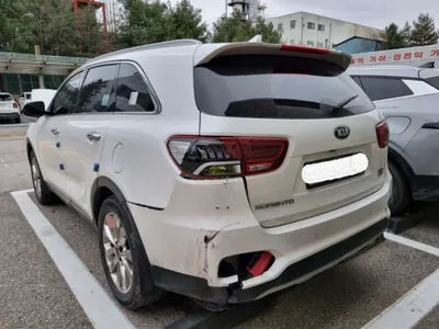 2018 Kia Sorento KNAPG81BDJA469823 VIN:KNAPG81BDJA469823