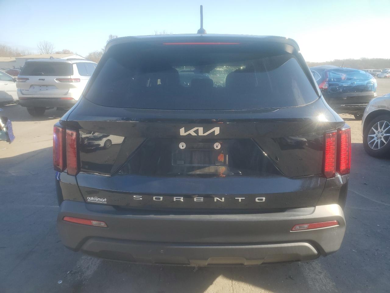 2022 KIA SORENTO LX VIN:5XYRG4LC7NG099840