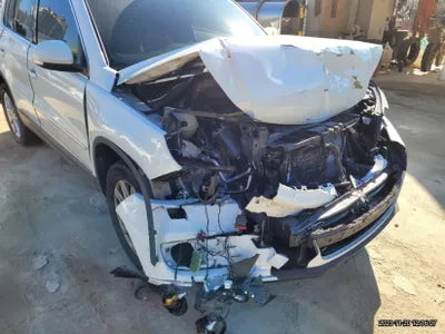 2015 Volkswagen Tiguan VIN: