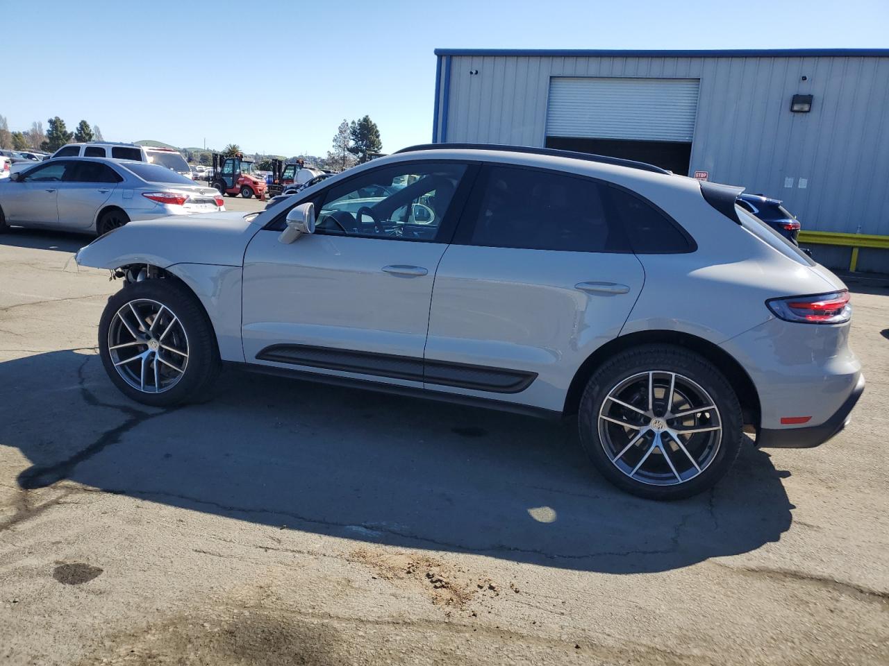 2024 PORSCHE MACAN BASE VIN:WP1AA2A53RLB08520