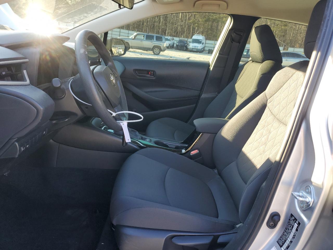 2022 TOYOTA COROLLA LE VIN:JTDEAMDE8NJ038111