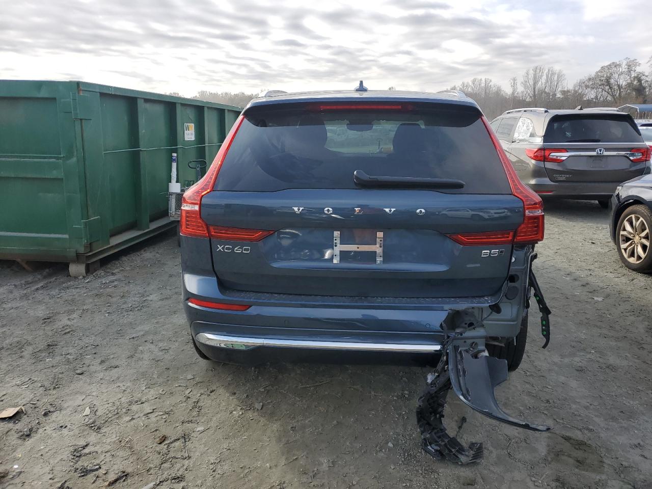 2023 VOLVO XC60 PLUS VIN:YV4L12RN5P1310991