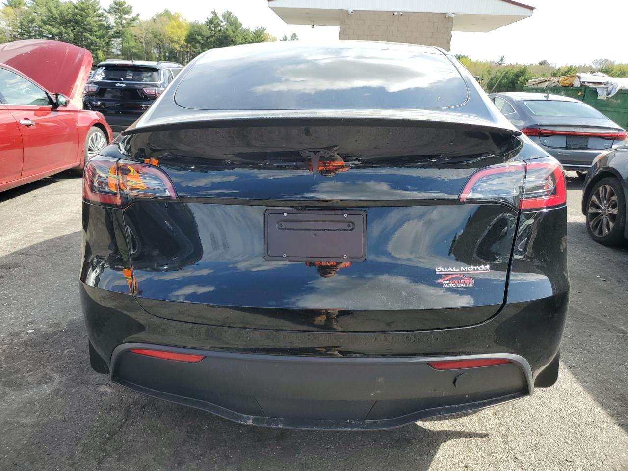 2023 TESLA MODEL Y  VIN:7SAYGDEF6PF917039