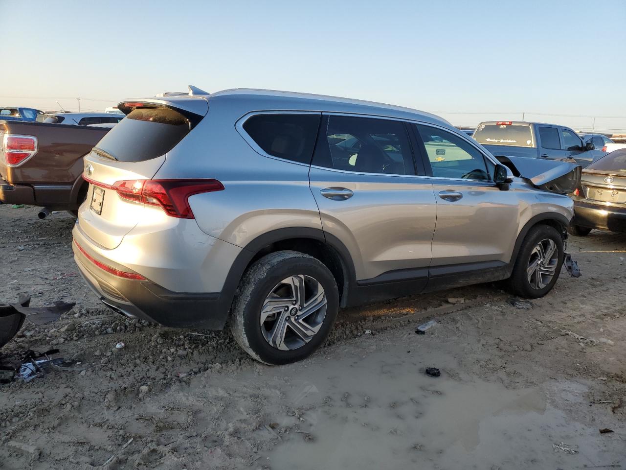 2023 HYUNDAI SANTA FE SEL VIN:5NMS24AJ2PH588611
