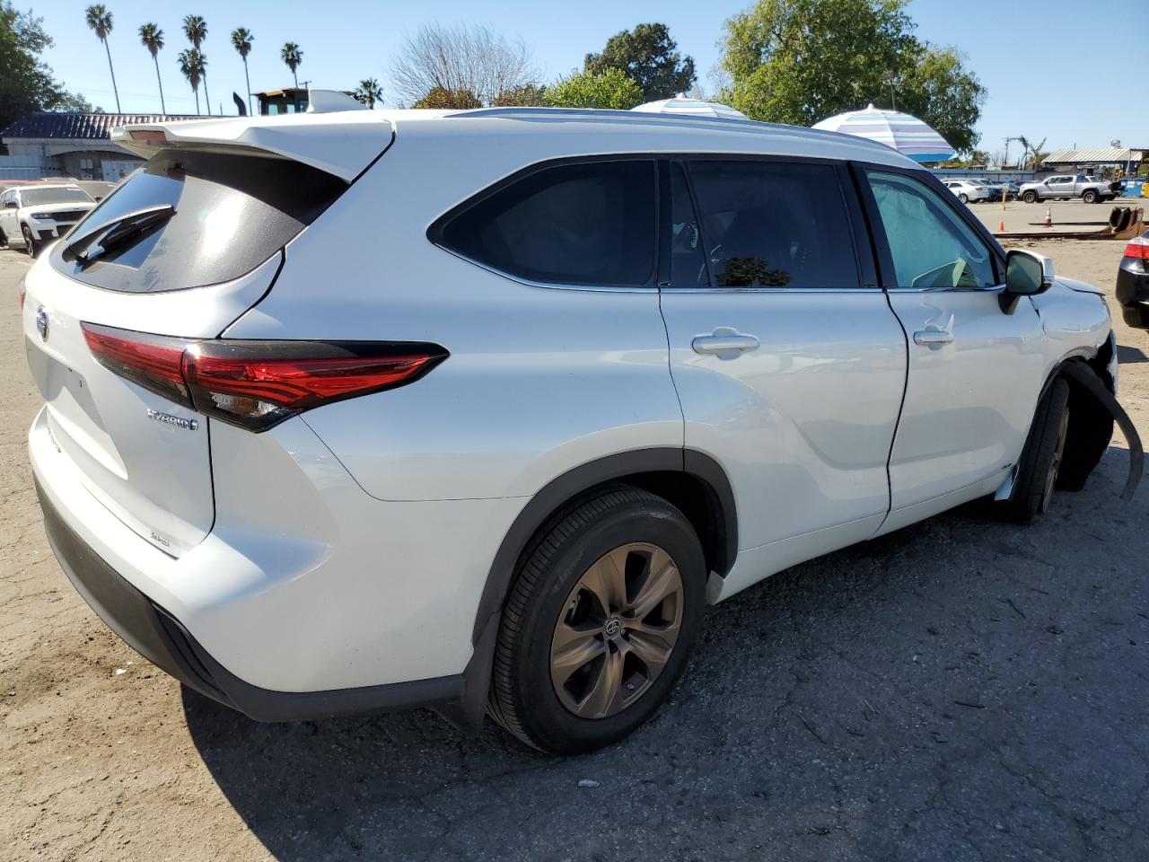2022 TOYOTA HIGHLANDER HYBRID XLE VIN:5TDABRCH7NS542897