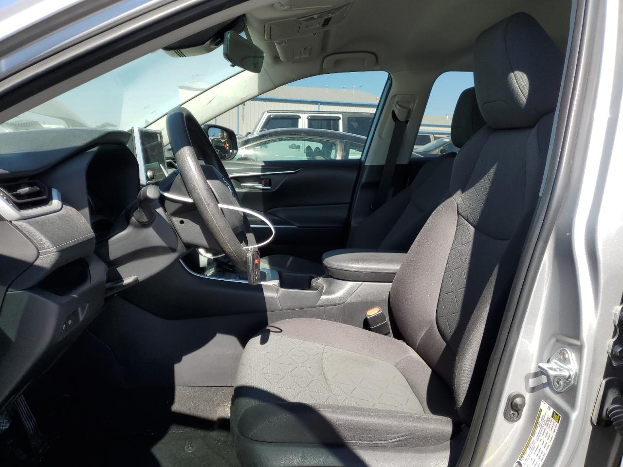 2023 TOYOTA RAV4 XLE VIN:2T3P1RFV4PW403908