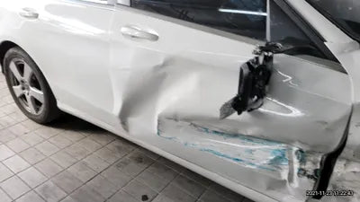 2018 Mercedes-Benz C 200 WDDWF4CB5JF651206 VIN:WDDWF4CB5JF651206