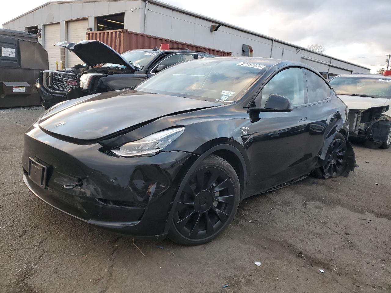 2022 TESLA MODEL Y  VIN:7SAYGDEE5NA007514