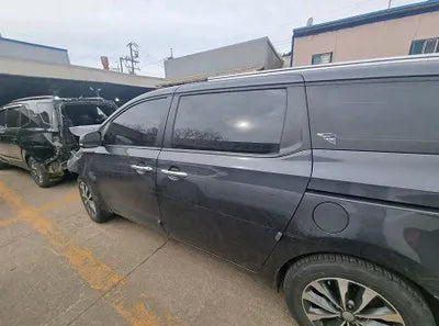 2016 Kia Carnival KNAMB81ABGS096044 VIN:KNAMB81ABGS096044
