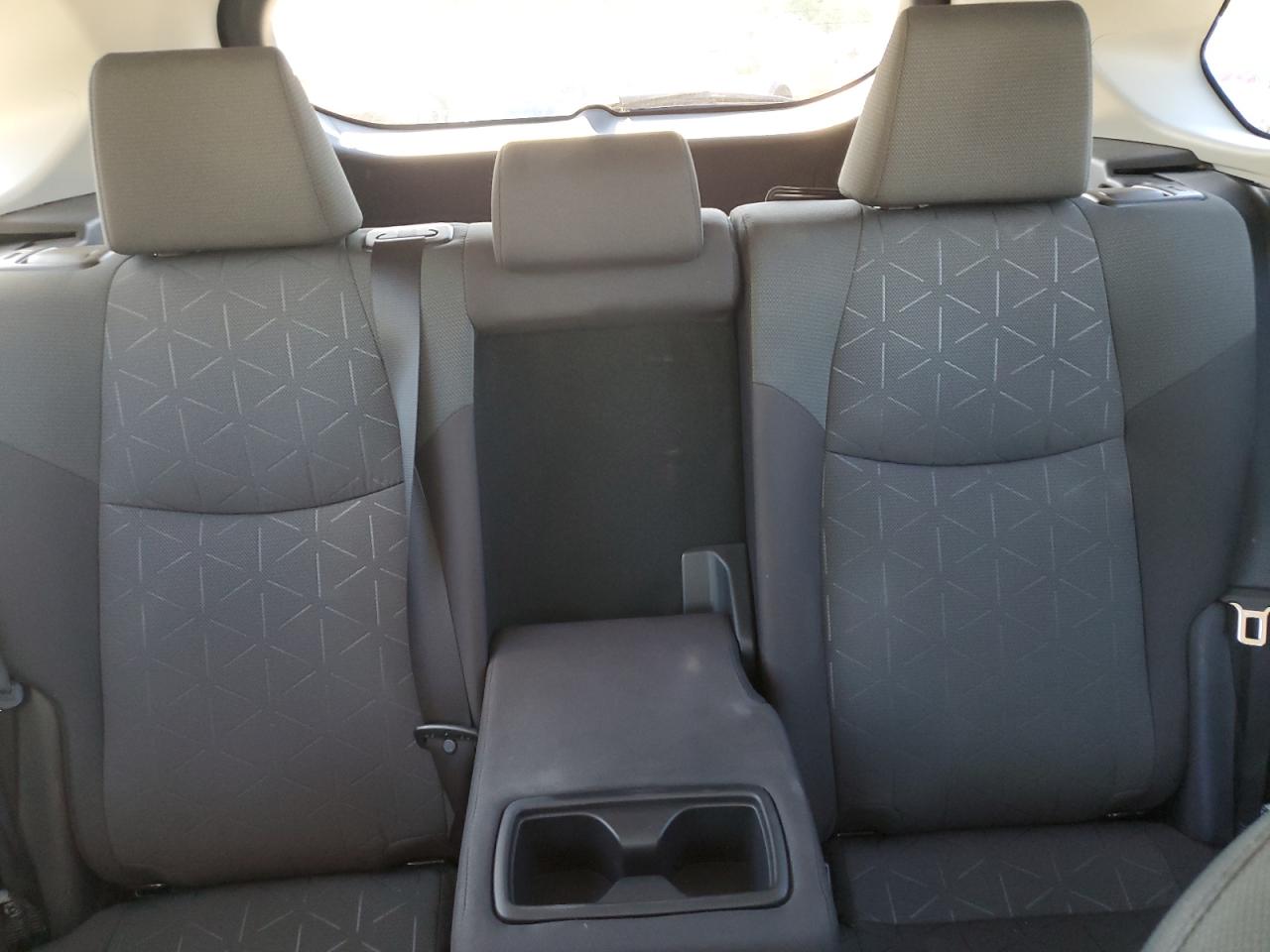 2023 TOYOTA RAV4 XLE VIN:2T3P1RFV6PW350032
