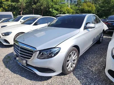 2017 Mercedes-Benz E 300 VIN: