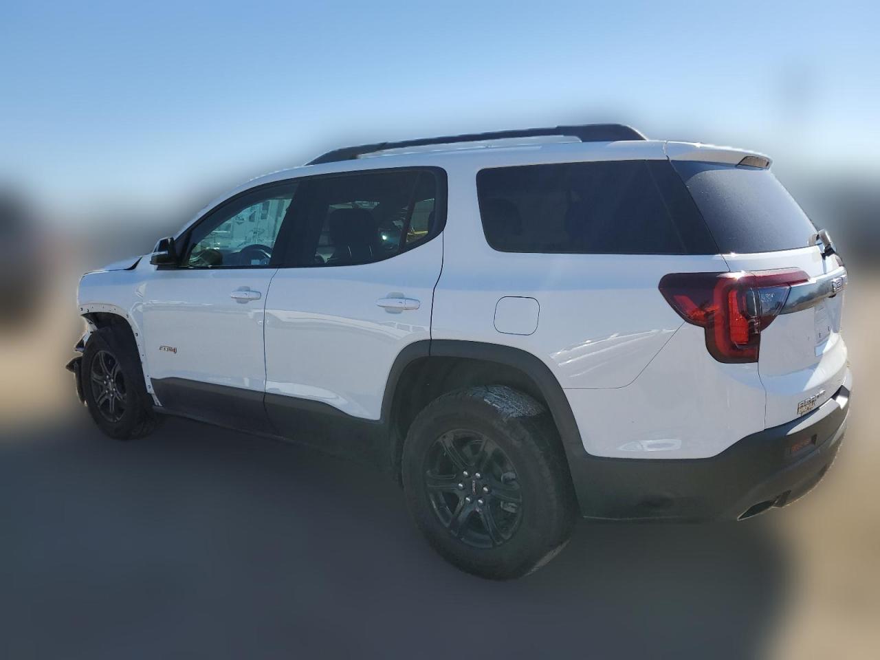 2022 GMC ACADIA AT4 VIN:1GKKNLLSXNZ132697