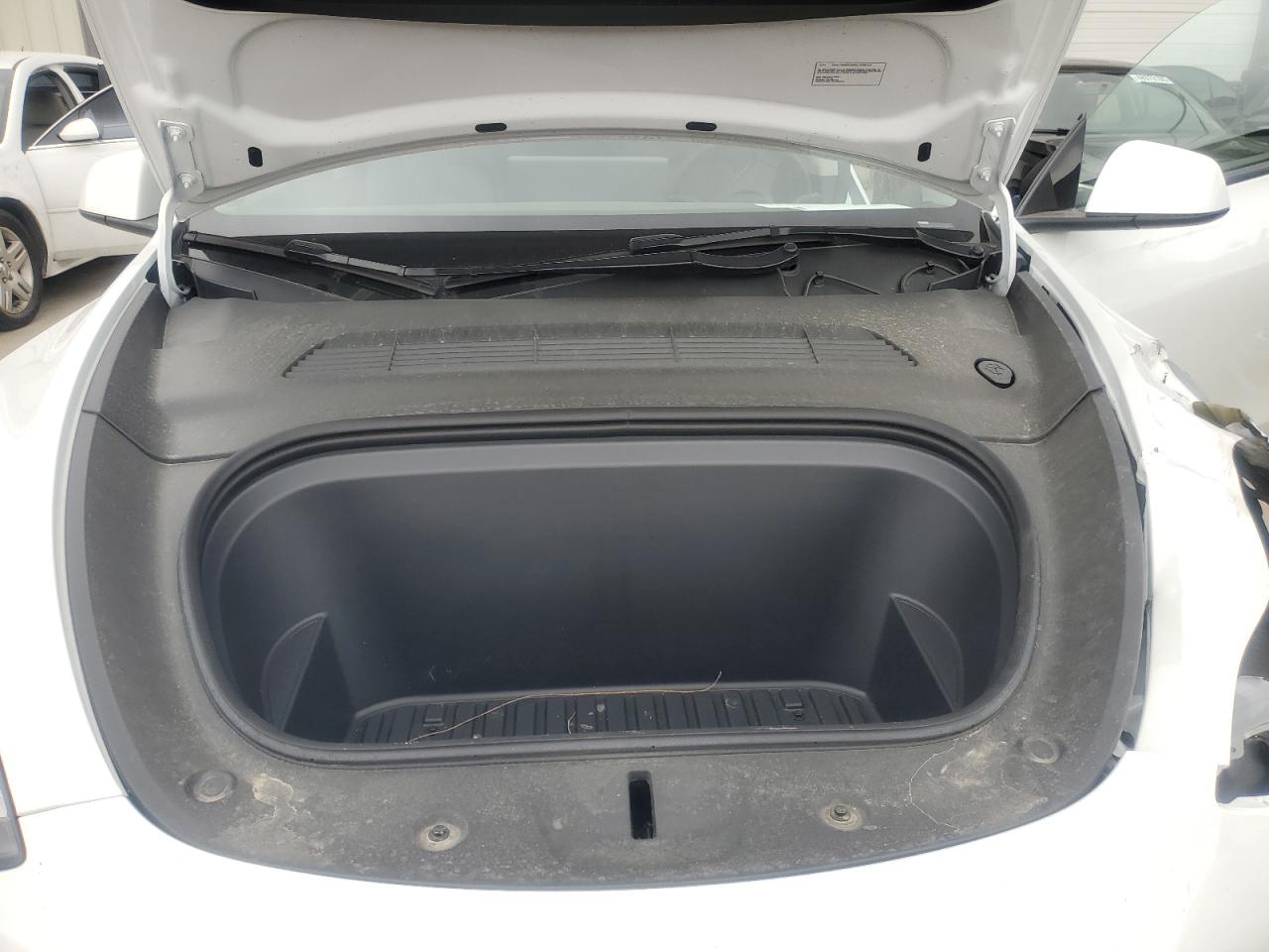 2022 TESLA MODEL Y  VIN:7SAYGDEE5NF571179