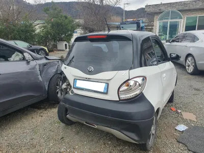 2021 Mercedes-Benz Smart KL90B2Z7EMZD6J977 VIN:KL90B2Z7EMZD6J977