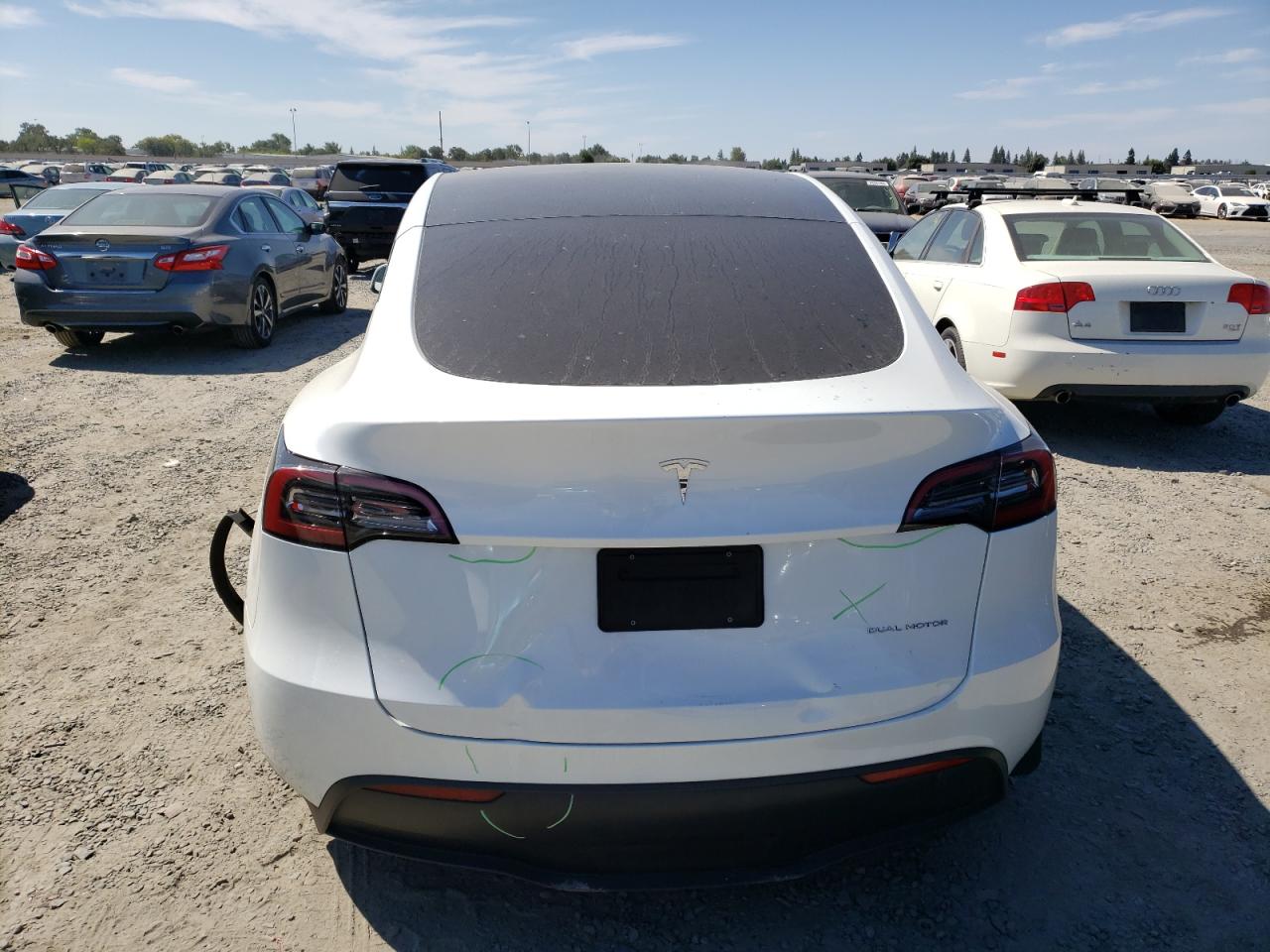 2023 TESLA MODEL Y  VIN:7SAYGDEE9PF620340