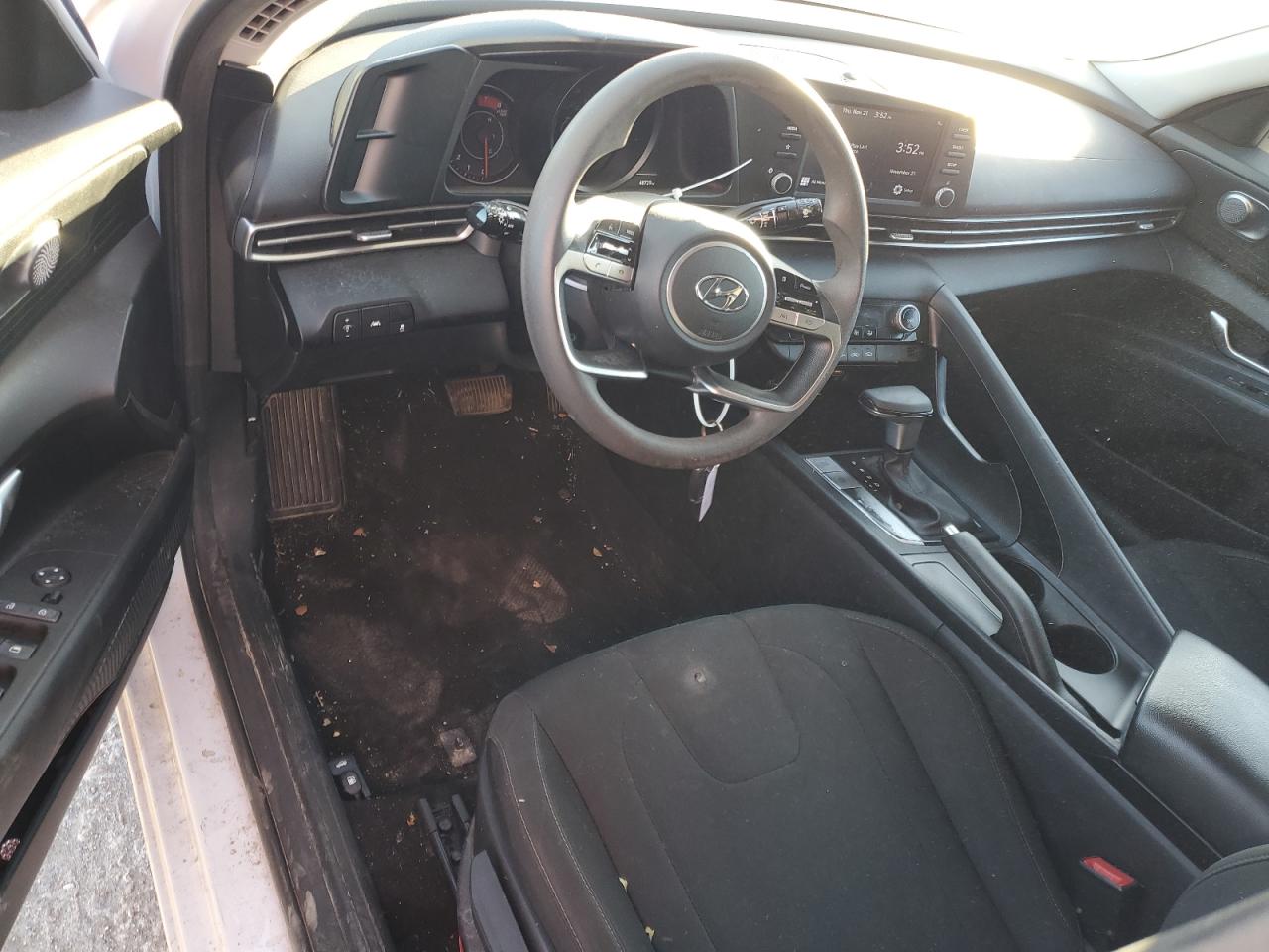 2022 HYUNDAI ELANTRA SEL VIN:5NPLM4AG6NH070262