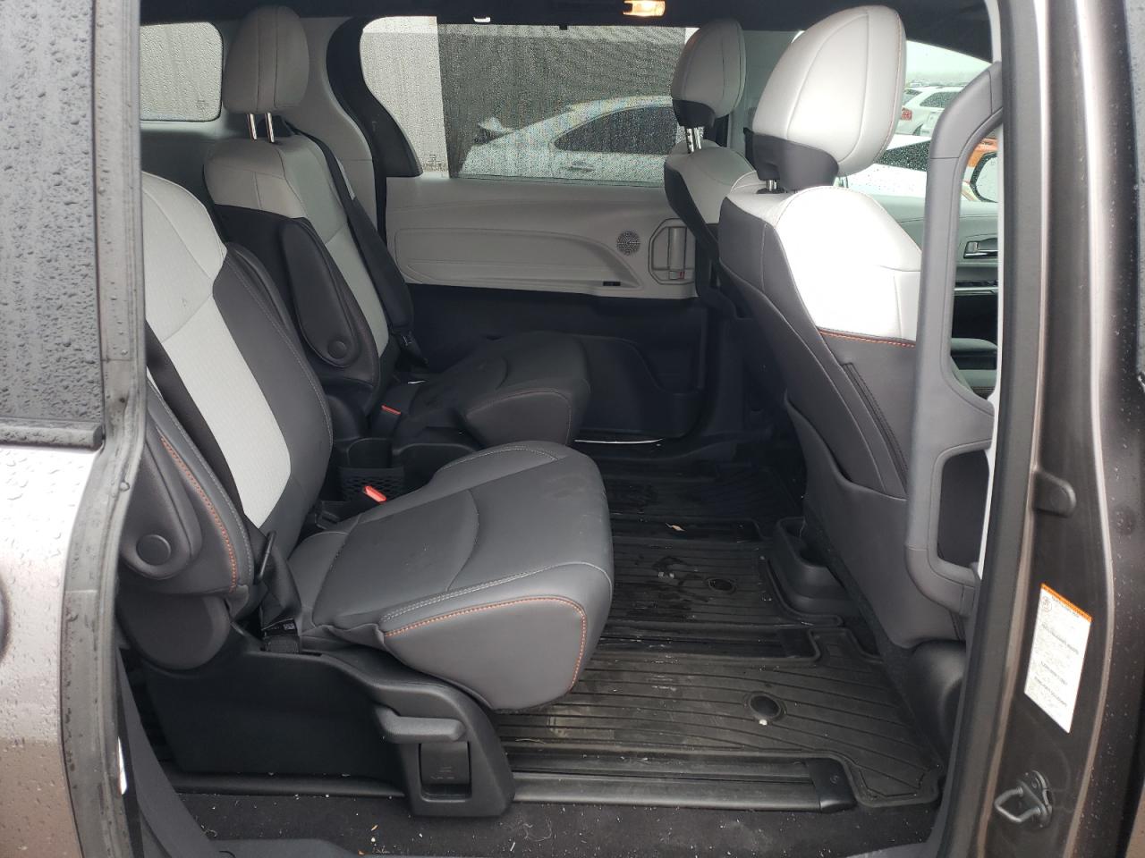 2022 TOYOTA SIENNA XSE VIN:5TDDRKEC2NS125818