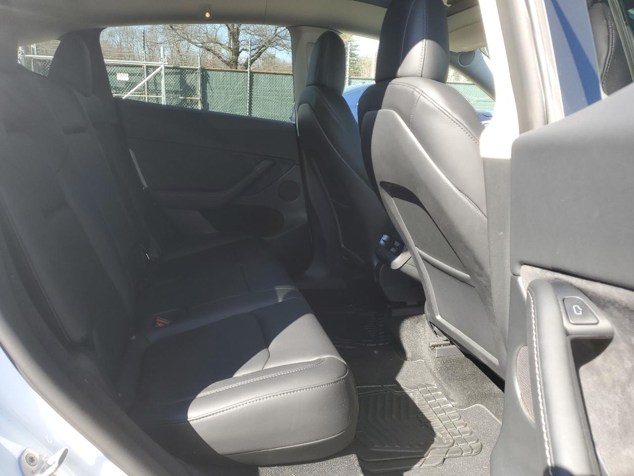 2023 TESLA MODEL Y  VIN:7SAYGDEE7PF600460