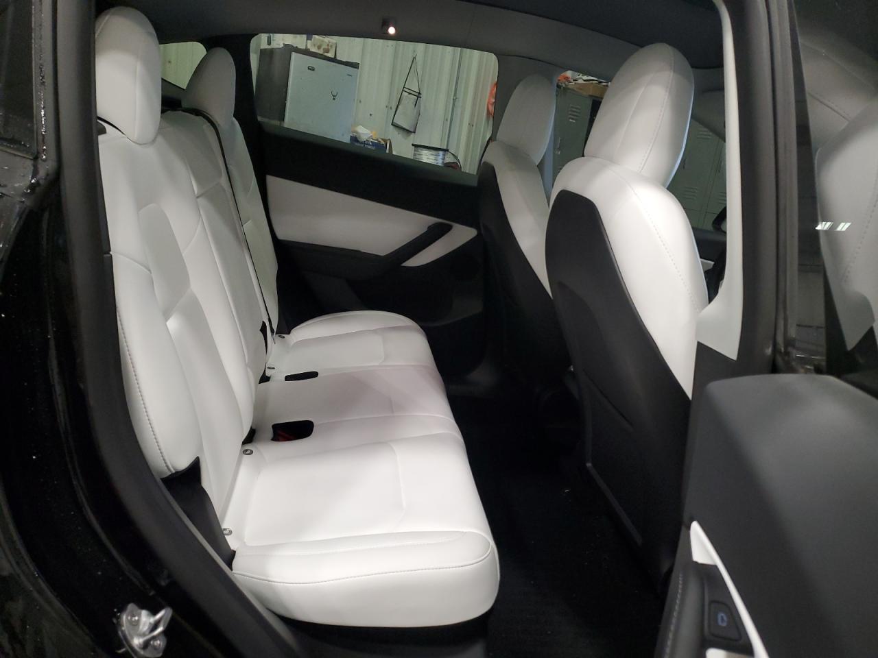 2022 TESLA MODEL Y  VIN:7SAYGDEF4NF511192