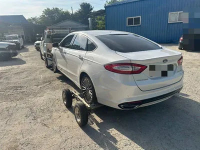 2017 Ford Mondeo VIN: