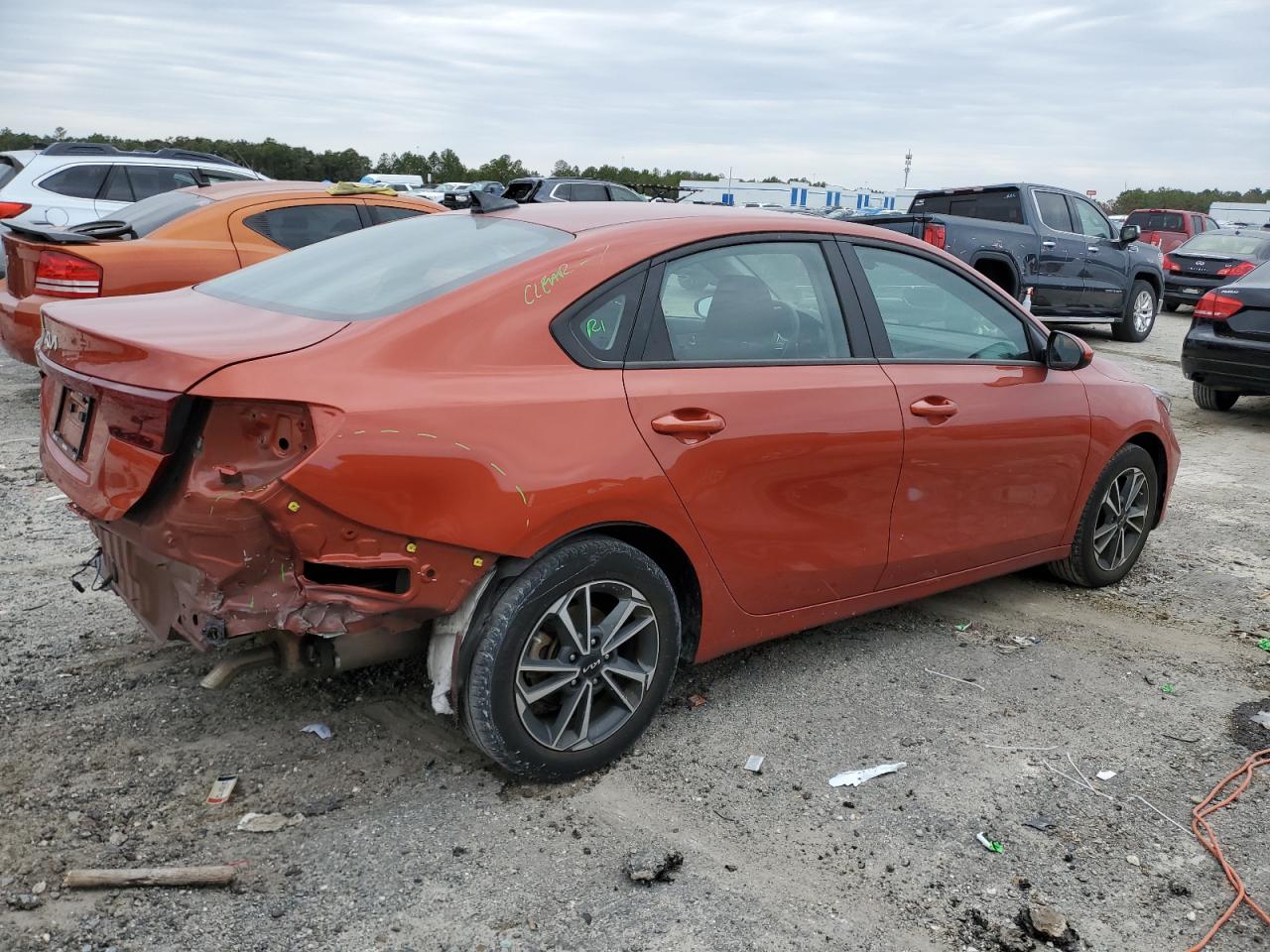 2023 KIA FORTE LX VIN:3KPF24AD2PE555465