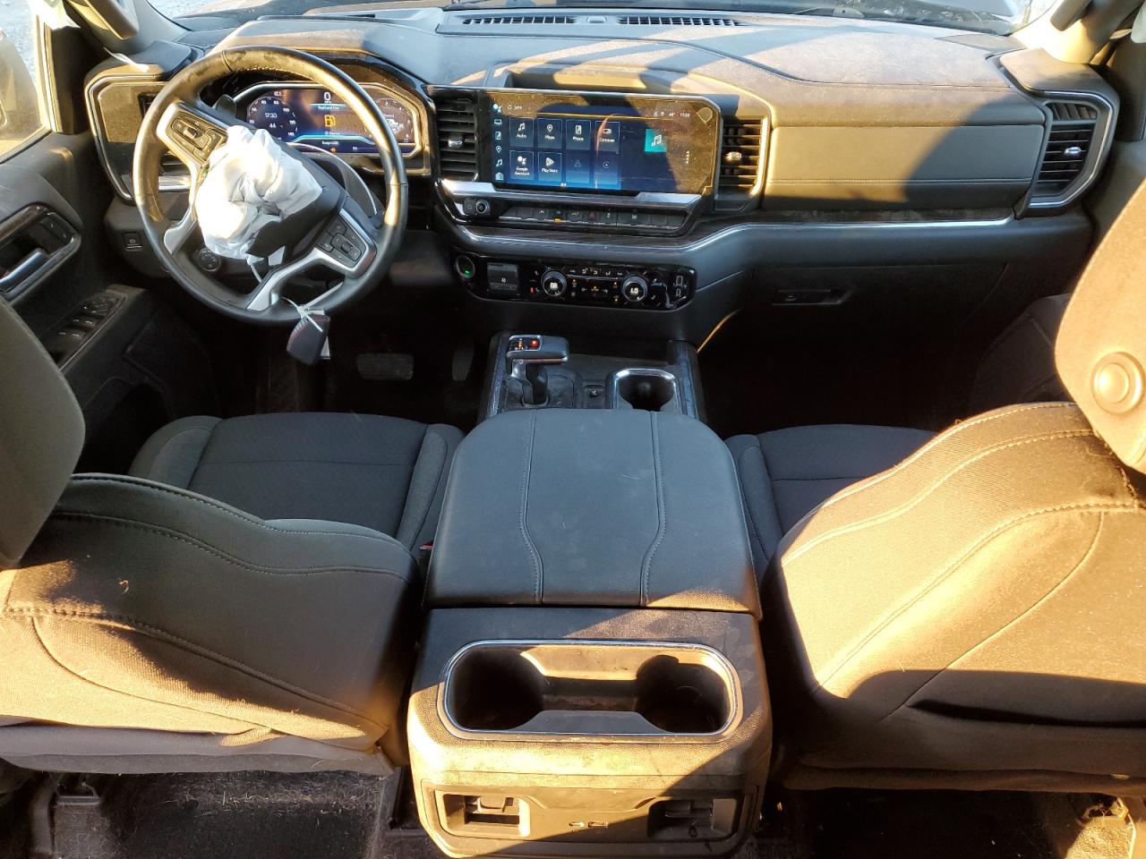 2024 CHEVROLET SILVERADO K1500 LT VIN:2GCUDDED3R1133510