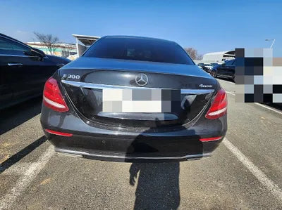 2016 Mercedes-Benz E 300 VIN: