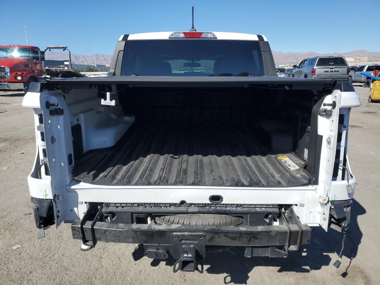 2024 FORD MAVERICK XLT VIN:3FTTW8J9XRRA26643