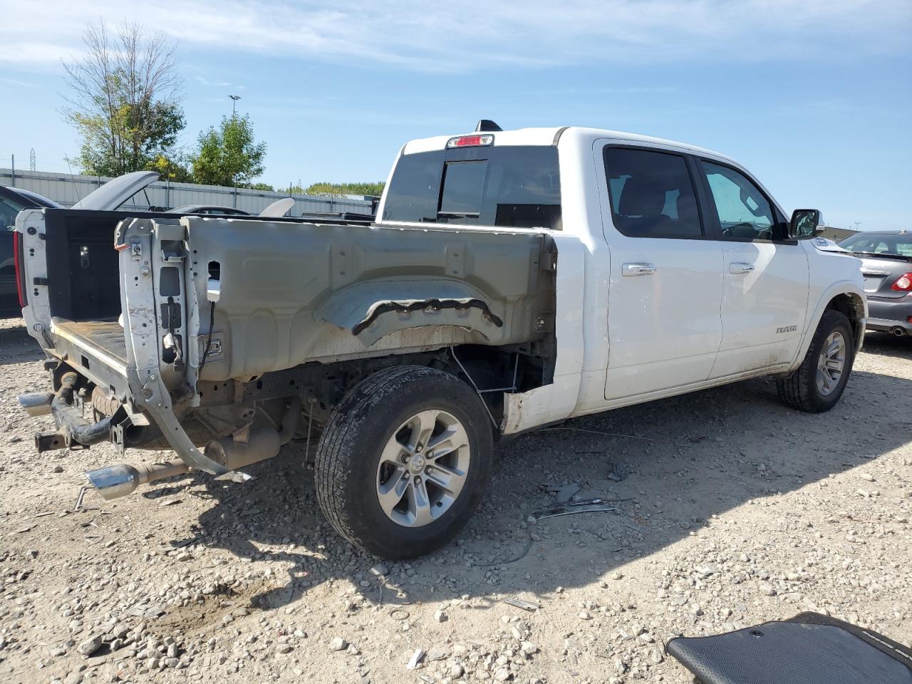 2022 RAM 1500 LARAMIE VIN:1C6SRFRT0NN433740