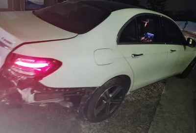 2017 Mercedes-Benz E 300 WDDZF4KB8HA077058 VIN:WDDZF4KB8HA077058