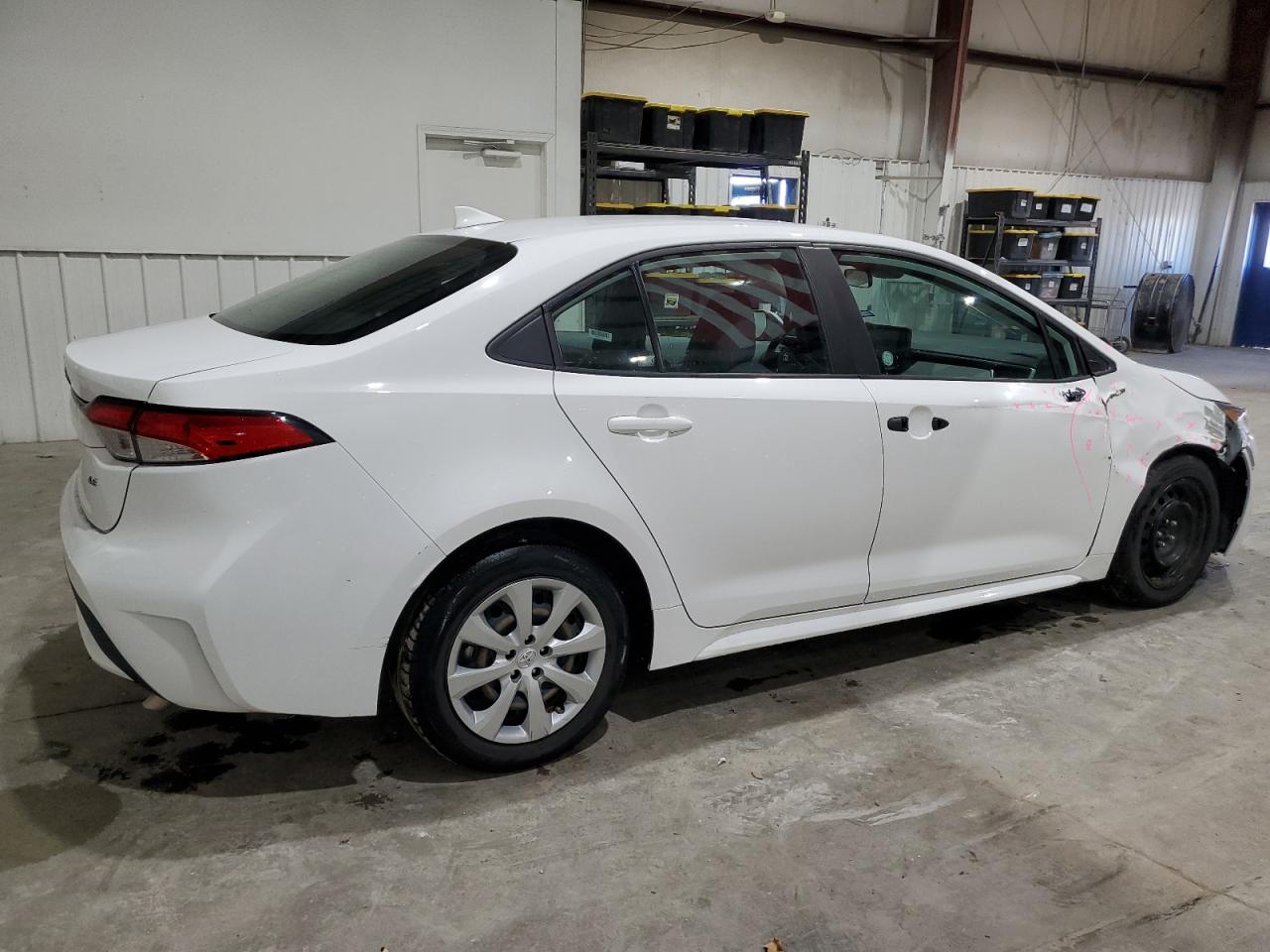 2022 TOYOTA COROLLA LE VIN:5YFEPMAE2NP328570