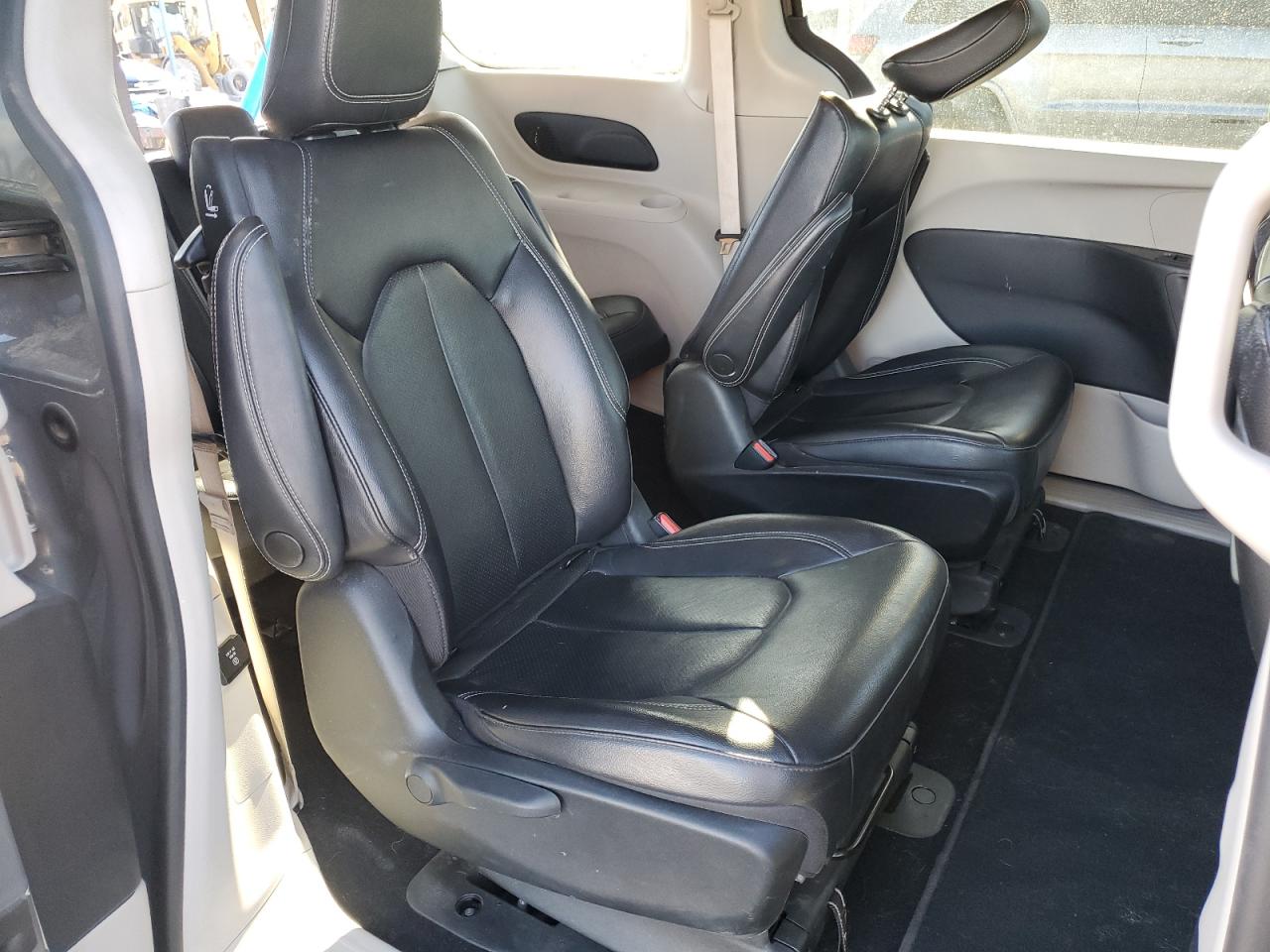 2022 CHRYSLER PACIFICA HYBRID TOURING L VIN:2C4RC1L71NR124188