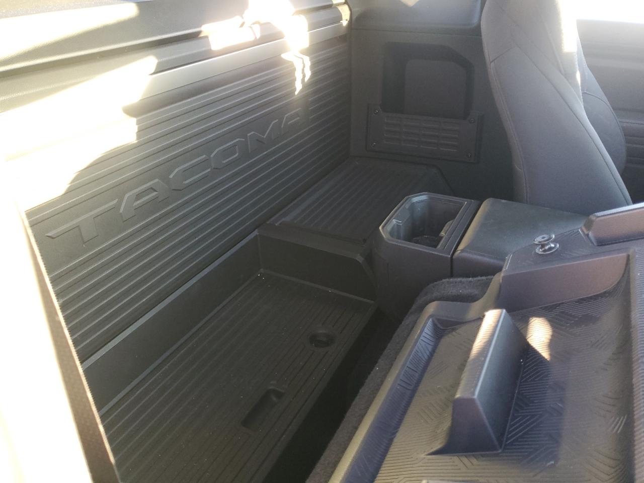 2024 TOYOTA TACOMA XTRACAB VIN:3TYJDAHN5RT001495