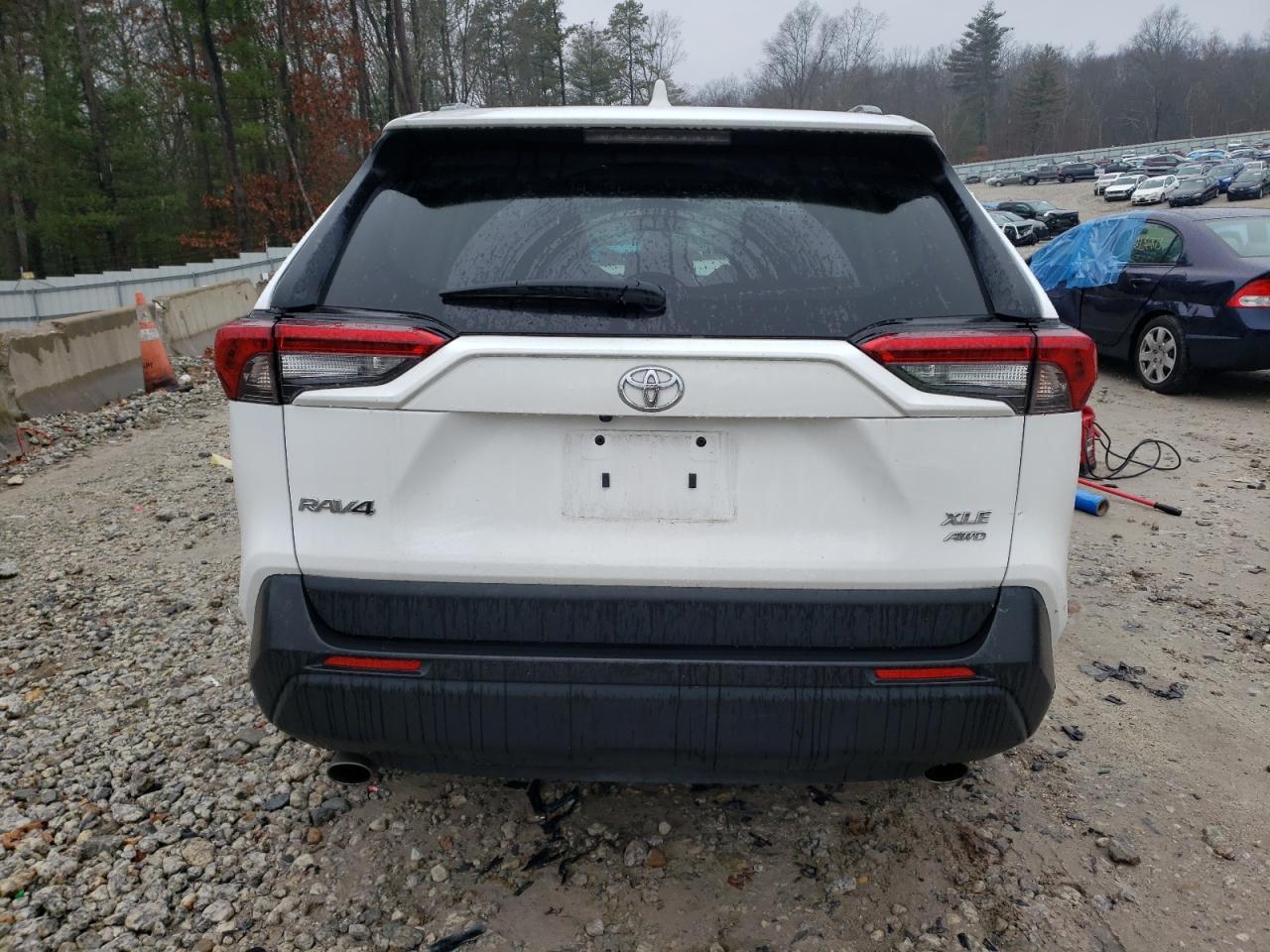 2022 TOYOTA RAV4 XLE VIN:2T3P1RFV3NC296879