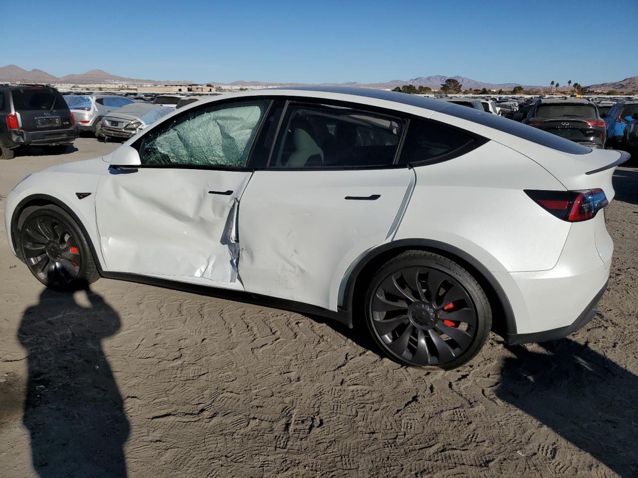 2023 TESLA MODEL Y  VIN:7SAYGDEF7PF793069