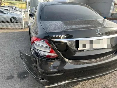 2019 Mercedes-Benz E 220 VIN: