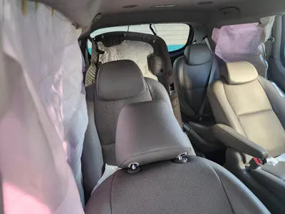 2016 Kia Carnival VIN: