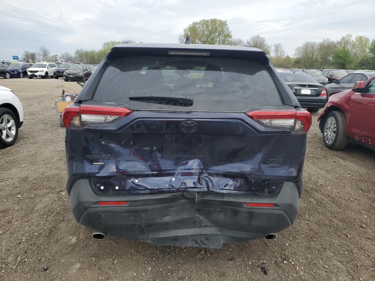 2022 TOYOTA RAV4 XLE VIN:2T3P1RFV1NW249994