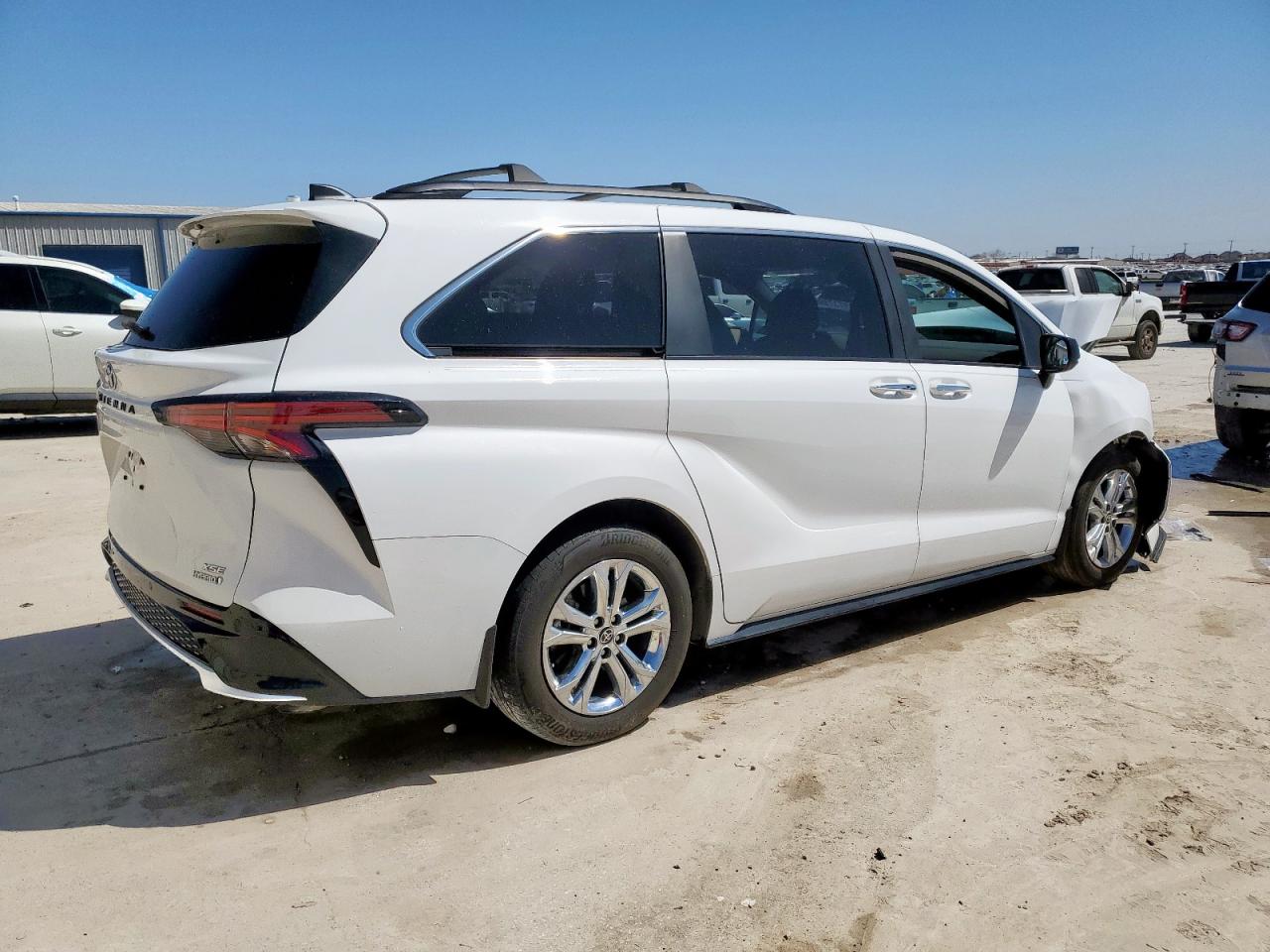 2023 TOYOTA SIENNA XSE VIN:5TDXSKFC2PS077885