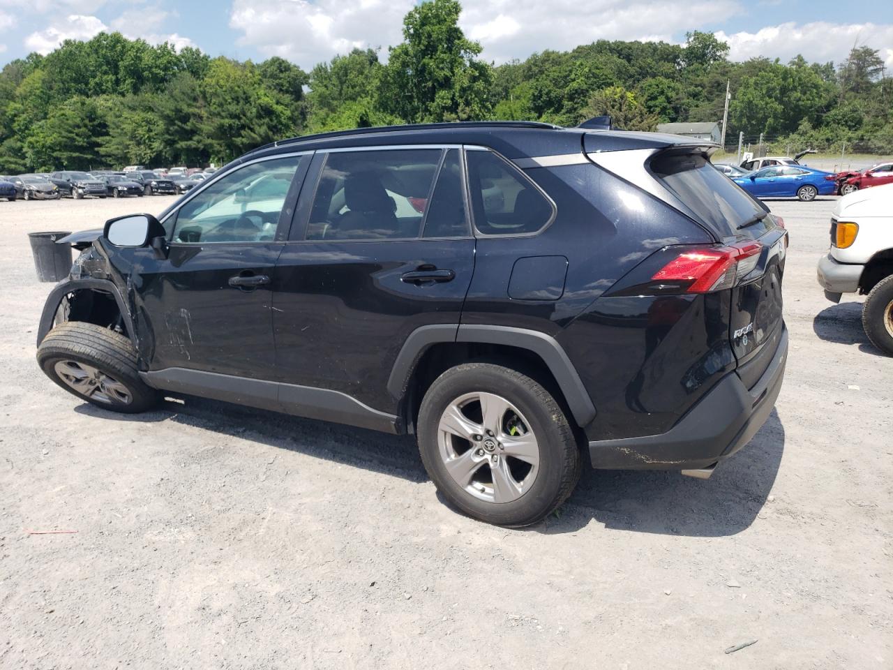 2022 TOYOTA RAV4 XLE VIN:2T3P1RFV8NW276464