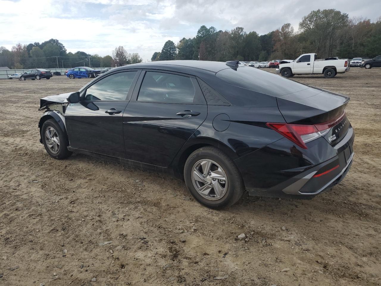 2024 HYUNDAI ELANTRA SE VIN:KMHLL4DG4RU850833