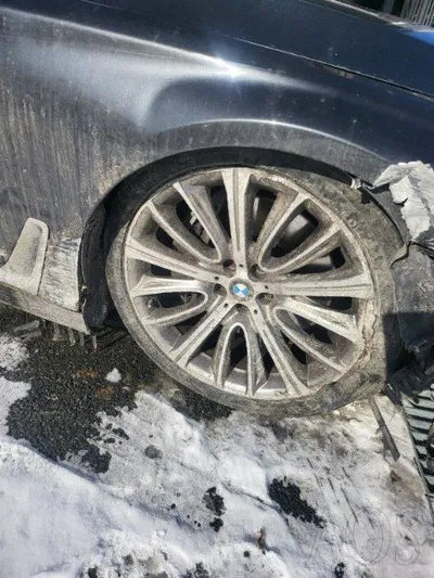 2016 BMW 750 WBA7F2100GG525176 VIN:WBA7F2100GG525176