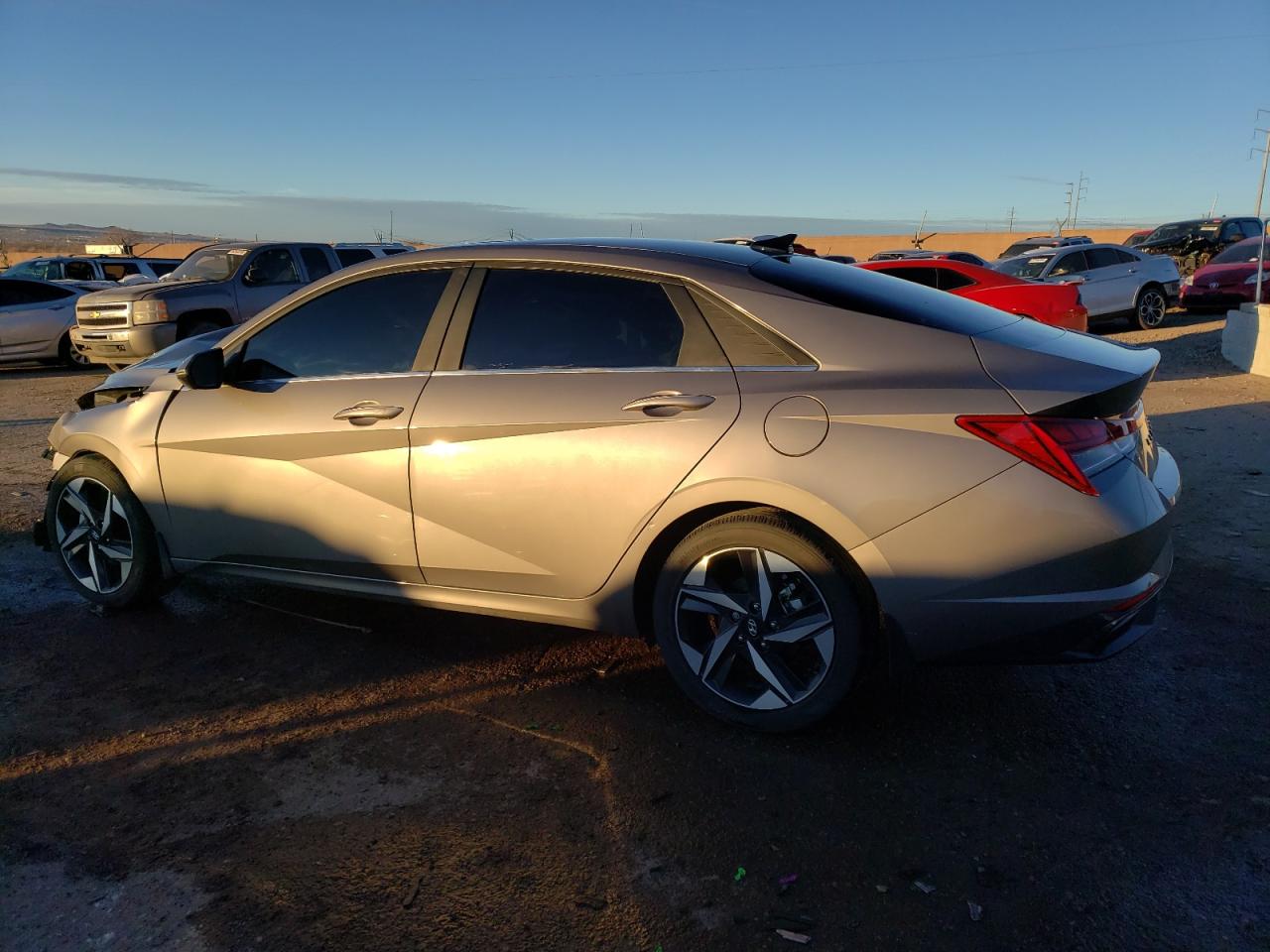 2022 HYUNDAI ELANTRA SEL VIN:KMHLN4AG1NU363873